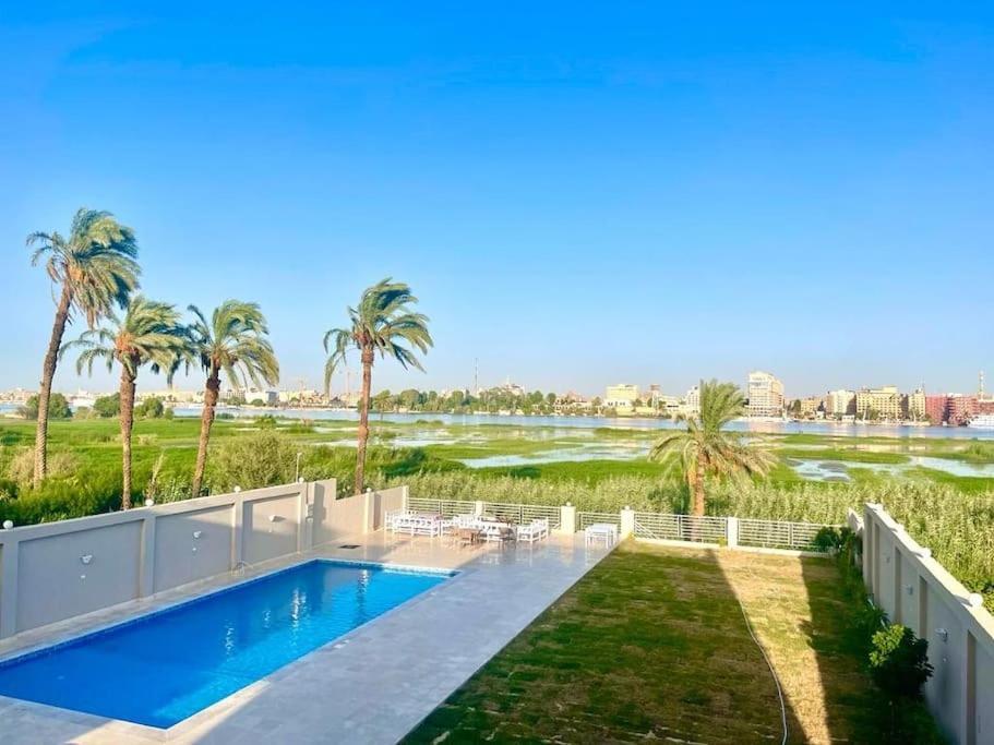Royal Nile Villa - Nile View Apartment 1 Luxor Exteriör bild